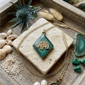 🐘 Golden Elephant Oasis Pendant